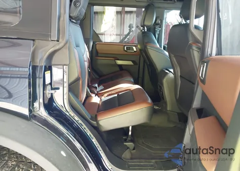 2021 Ford Bronco Outer Banks z USA, uszkodzony, nr VIN 1FMEE5DP2MLA89419